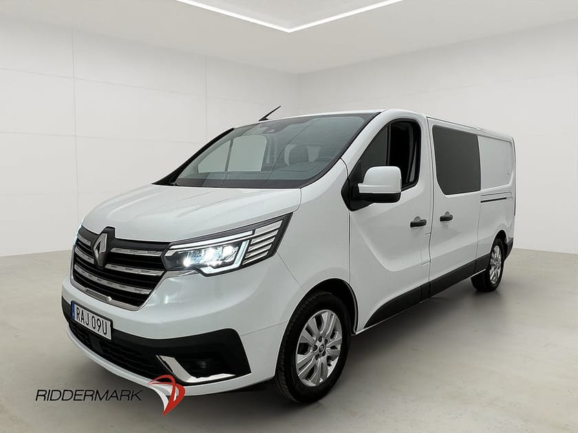 Bild 3 av Renault Trafic Skåpbil L2 Dubbelhytt Värmare Drag Kamera 6-Sits Moms