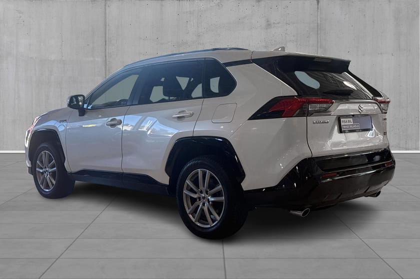 Bilde 3 av Suzuki Across Ladbar hybrid, 75km WLTP, 4x4