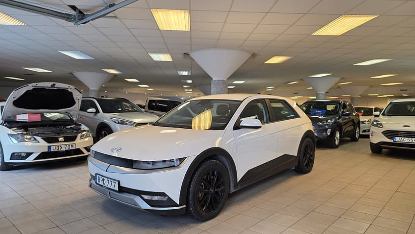 Bild 1 av Hyundai Ioniq 5 RWD 77.4 kWh Essential | El-stol | Kamera | Navi