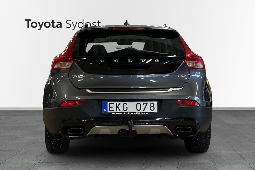 Bild 4 av Volvo V40 Cross Country D2 Powershift Momentum 115hk, Dragkrok, Vhjul