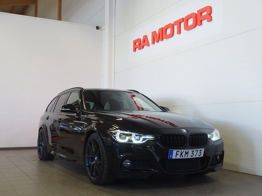Bild 1 av BMW 330i xDrive Touring 252hk Aut M Sport HiFi Drag M-Värm Navi