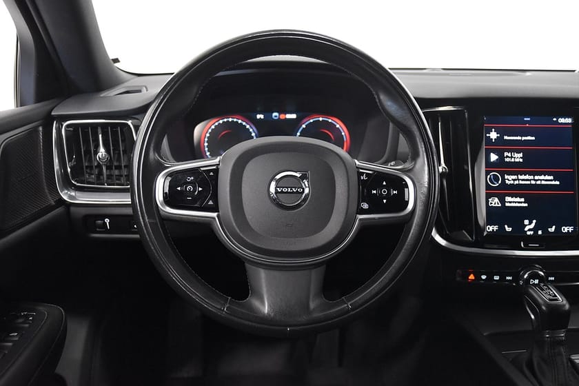 Bild 2 av Volvo V60 Cross Country D4 AWD Momentum H/K D-Värm Dragkrok Rattvärme