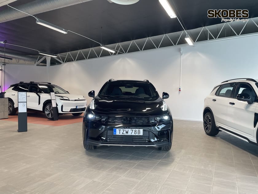 Bild 2 av Lynk & Co 01 PHEV More - Privatleasing från 4595:-/mån 24 månader**