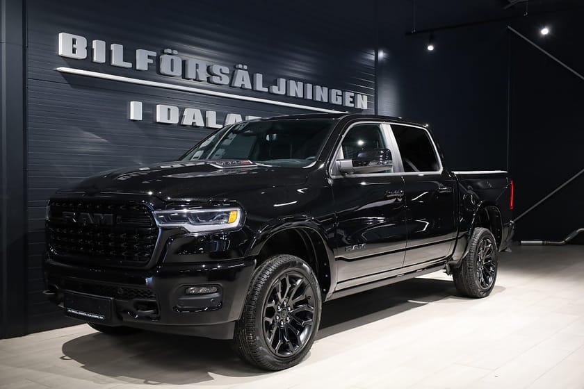 Bild 1 av RAM 1500 RHO Dodge Crew Cab Limited Night 548hk *OMG LEV*