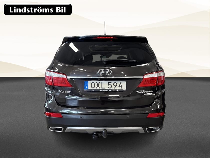 Bild 5 av Hyundai Grand Santa Fe 2.2 CRDi 4WD 200hk S&V-Hjul Drag Pano P-Assistans