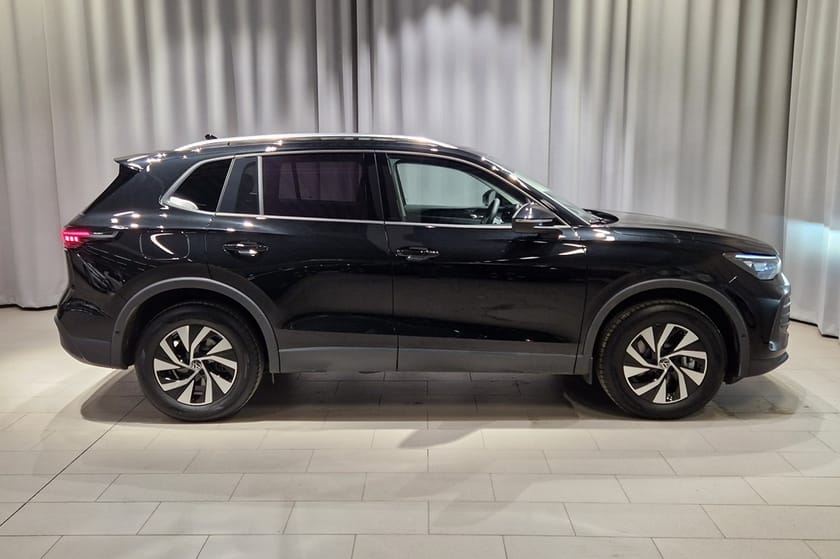 Bild 3 av Volkswagen Tiguan eHybrid LIFE 1.5 204HK | DRAG