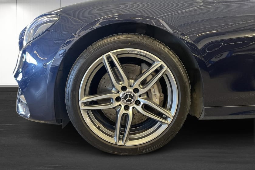 Bild 5 av Mercedes-Benz E 400 4MATIC | AMG Line | Dragkrok