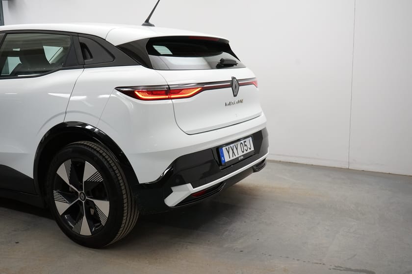 Bild 3 av Renault Mégane E-TECH Equilibre 40kWh/130hk, parkeringssensorer, backkamera