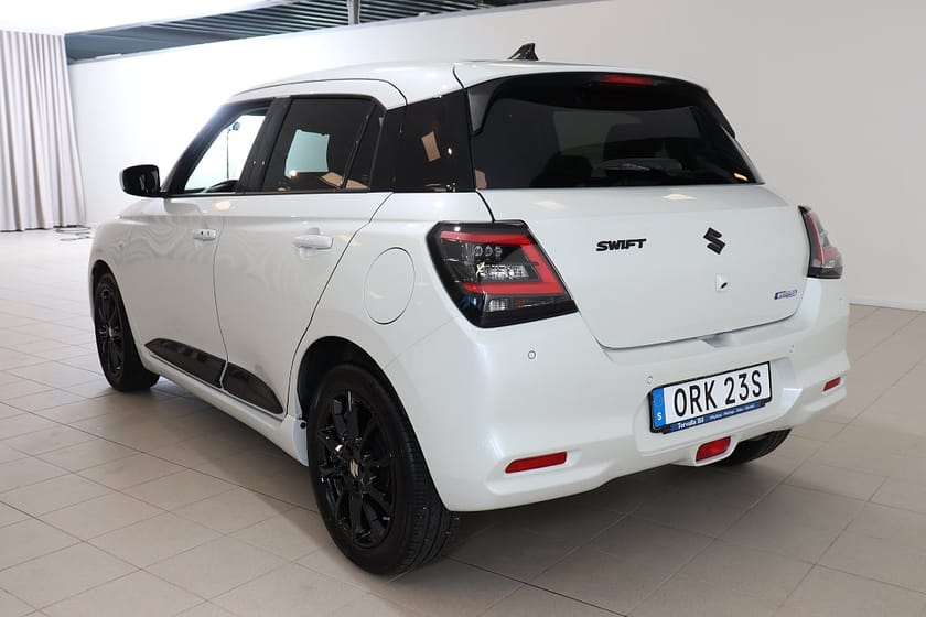 Bild 3 av Suzuki Swift Hybrid 1.2 83hk Aut Select GT-paket Navi MOMS