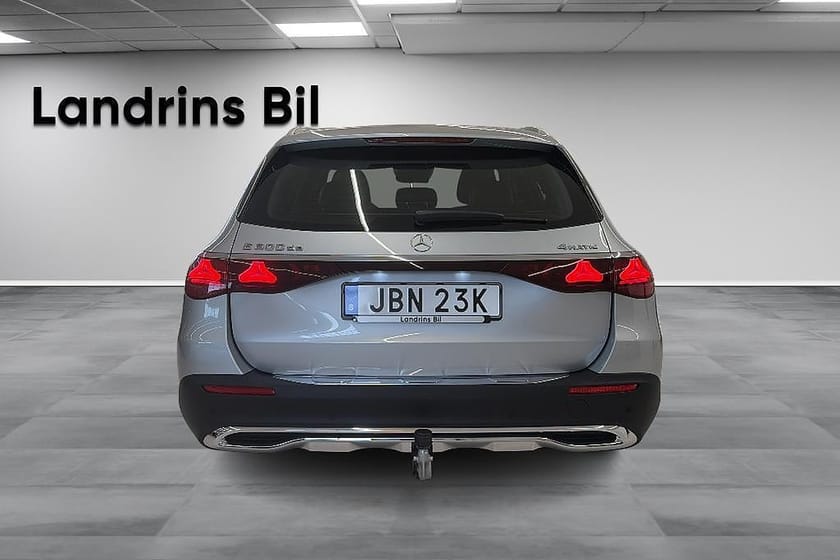 Bild 5 av Mercedes-Benz E 300 de 4MATIC All-Terrain All-Terrain,Drag,Burmester,AIRMATIC