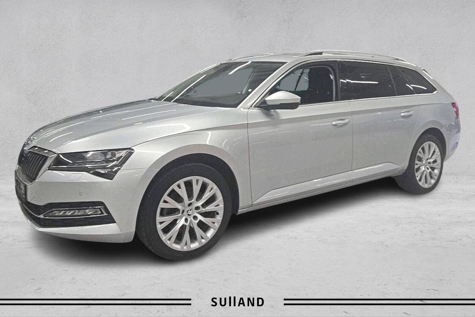 Thumnail bilde 1 av Škoda Superb Stasjonsvogn