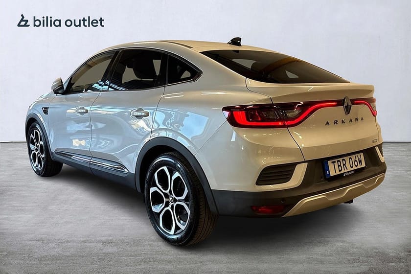 Bild 3 av Renault Arkana E-TECH 145 MultiMode / Rattvärme / Nyservad