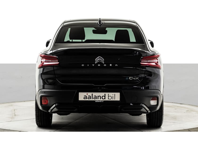 Bilde 2 av Citroën ë-C4 X Shine pack, luke, Arkamys HiFi m/sub