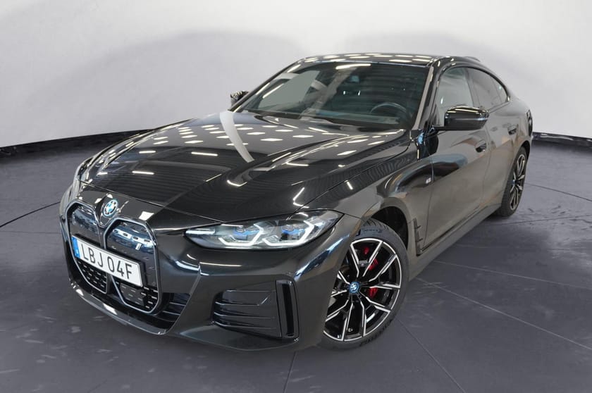 Bild 1 av BMW i4 eDrive40 Gran Coupé Fully Charged M Pro Laser HUD DAP Pap H K Leasebar