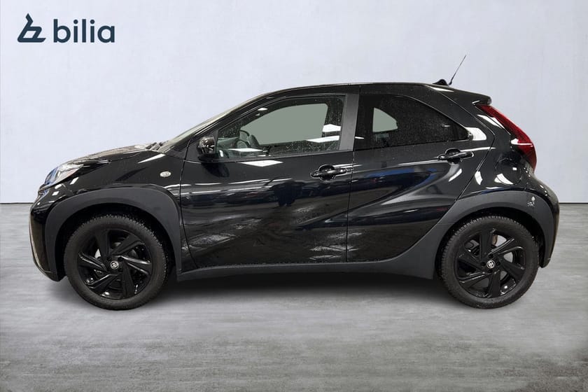 Bild 3 av Toyota Aygo X 1,0 Play Comfort style V-hjul Garanti