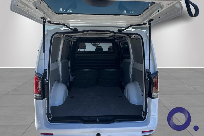 Bilde 5 av Mercedes-Benz Vito 116 CDI 4x4 3.0t 4x4,HENGERFESTE
