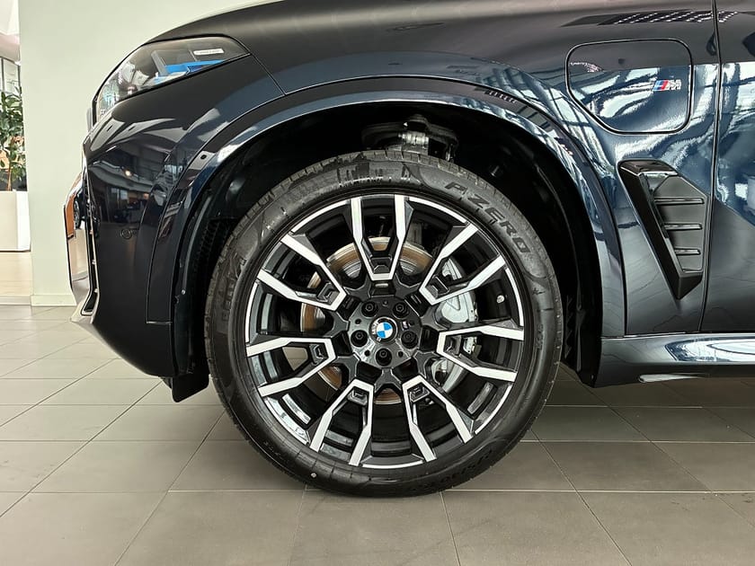 Bild 4 av BMW X5 xDrive50e 3,95%ränta M Sport Komfortstol Drag Panorama