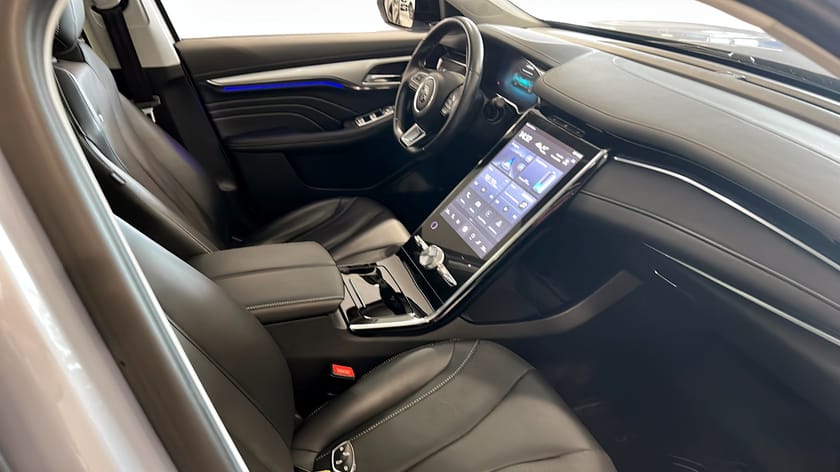 Bild 3 av MG Marvel R LUXURY 180Hk Aut.