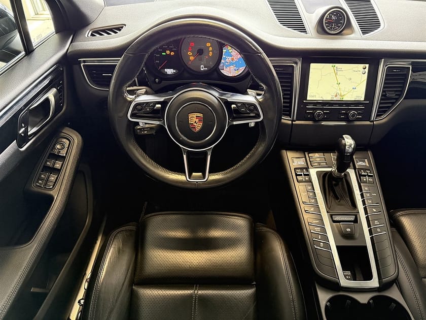 Bild 5 av Porsche Macan S Diesel CHRONO PANORAMA DRAG