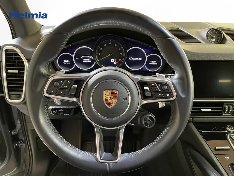 Bild 12 av 13 – Porsche Cayenne E-Hybrid TipTronic S - Luftfjädring,  Nyservad, Vinterhjul Originalfälgar