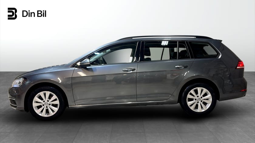 Bild 2 av Volkswagen Golf Sportscombi SC 1.0 TSI 115hk DSG7 / ACC / Sensorer