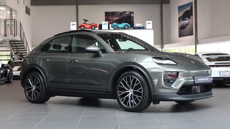 Porsche Macan Sport Edition / 21" hjul / Bose Surround / Dragkrok