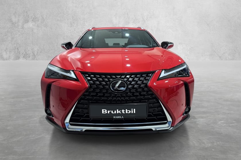 Bilde 2 av Lexus UX 300e Premium Tech