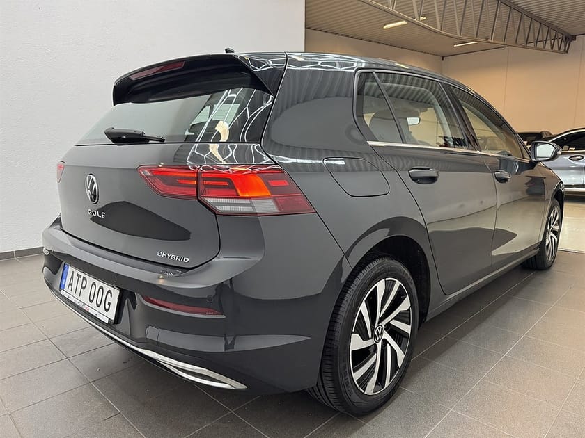 Bild 3 av Volkswagen Golf eHybrid 1.4 TSI 204hk Navi/Bkamera/Krok/Keyless/Carplay/Elstol/A