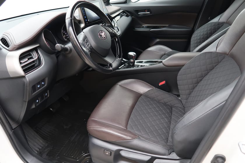 Bild 4 av Toyota C-HR 1.2 Turbo AWD Executive / kamera