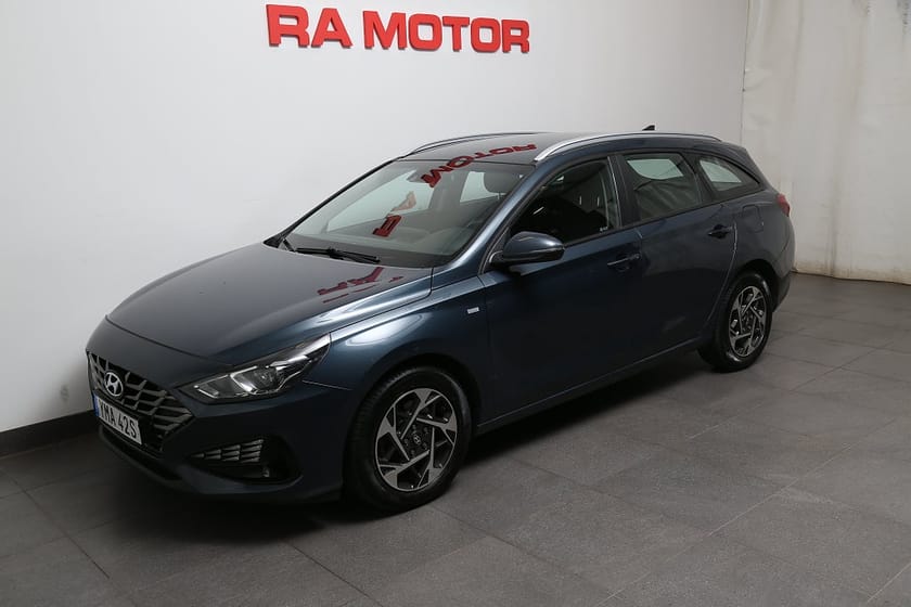 Bild 1 av Hyundai i30 Kombi 1,0 T-GDi 120hk MHEV Essential Aut Kamera Carplay