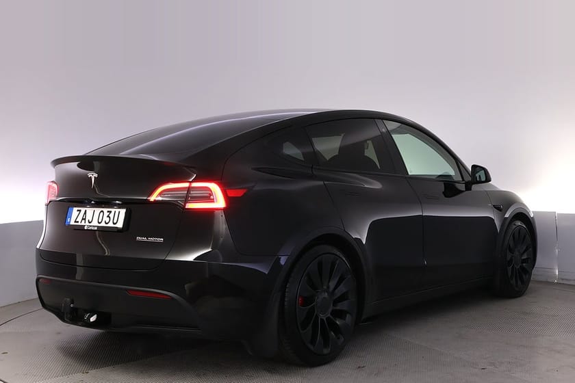 Bild 5 av Tesla Model Y Performance Uppgraderad Autopilot Pano Drag
