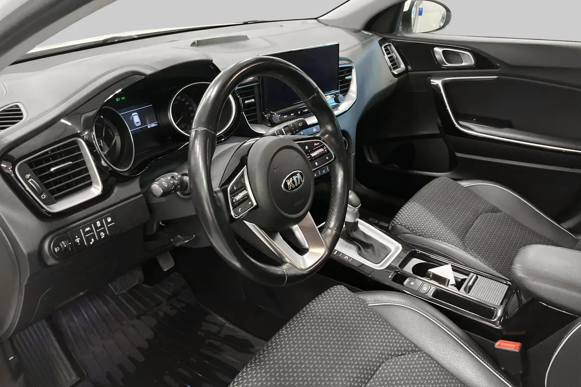 picture of a car
