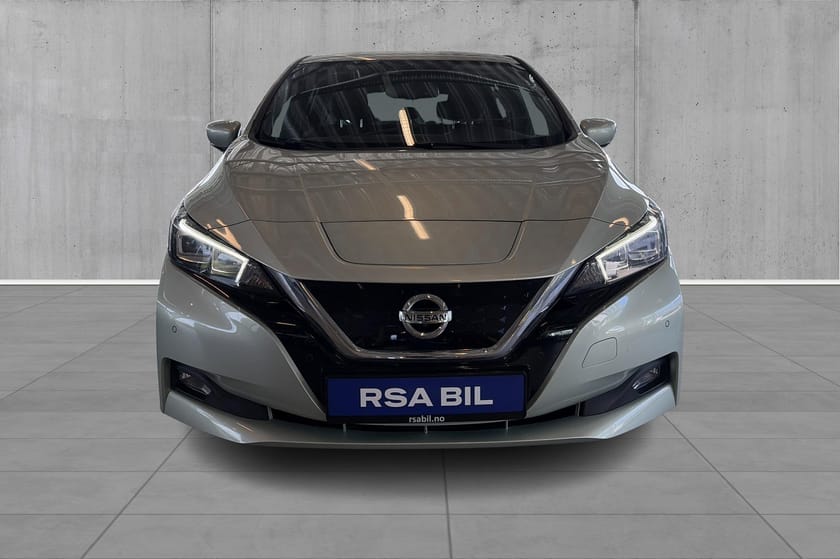 Bilde 2 av Nissan Leaf 40 kWh 270km WLTP/360/NAVI/CARPLAY/
