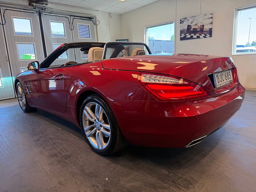 Bild 3 av Mercedes-Benz SL 350 Sv-Såld Sky Roof Massage Night Vision Luft UNIK