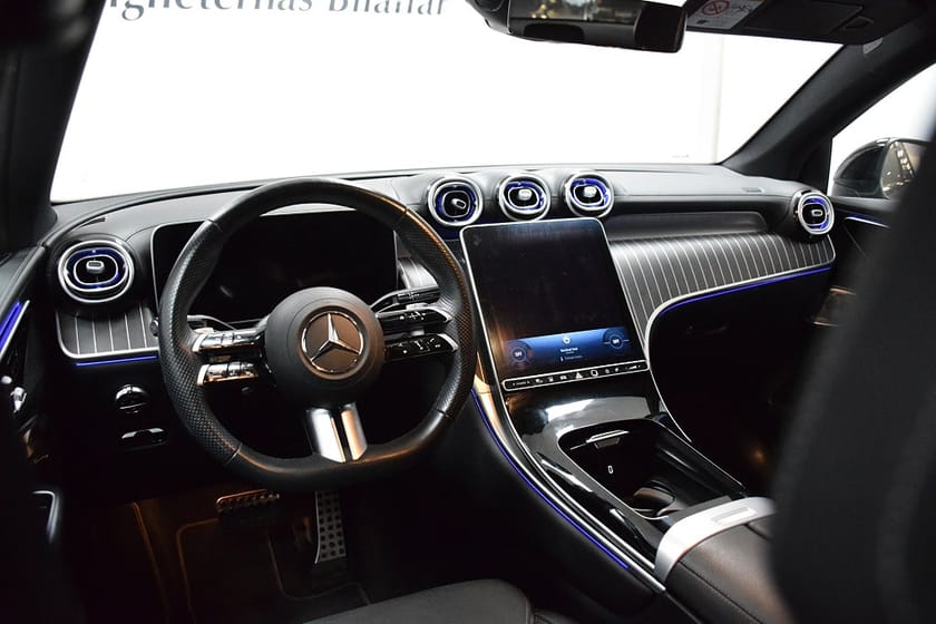 Bild 4 av Mercedes-Benz GLC 220 d Coupé 4MATIC AMG Line/ 1 ägare/Moms