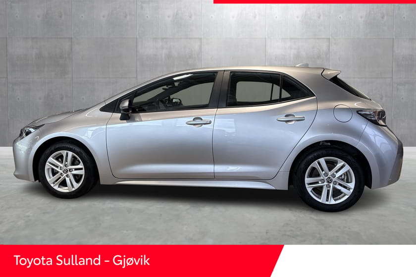 Bilde 2 av Toyota Corolla Hybrid Lav km stand / Ny service / Ny EU
