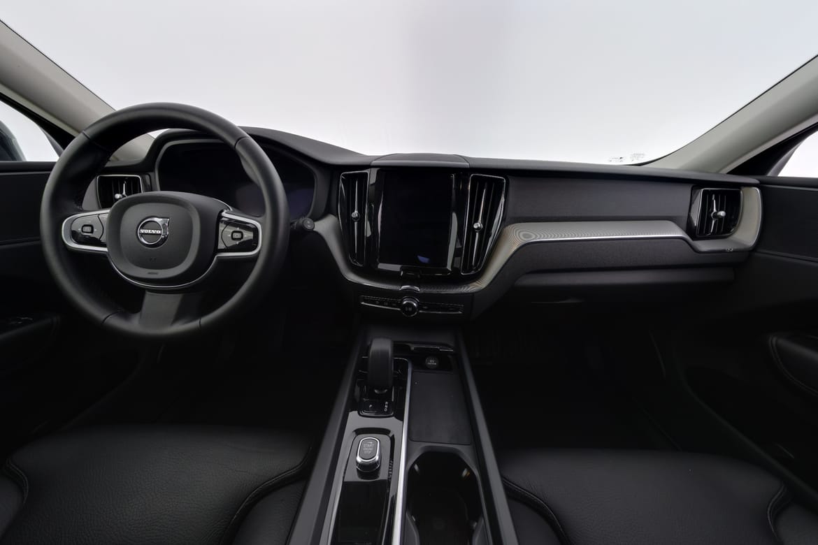 Volvo XC60 2023 - miniatyr 7