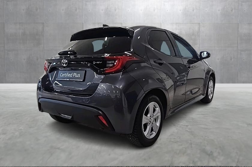 Bilde 5 av Toyota Yaris Hybrid 115 Active Tech - LED - Adaptiv cruise - Kamera