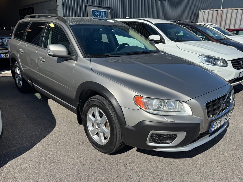 Bild 3 av Volvo XC70 D5 185hk AWD Geartronic Momentum|NYBESS|S&V|DRAG|