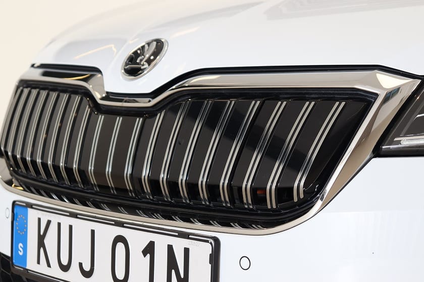 Bild 4 av Škoda Superb iV Kombi Skoda 1.4 TSI Business Style Skinn Drag Värmare