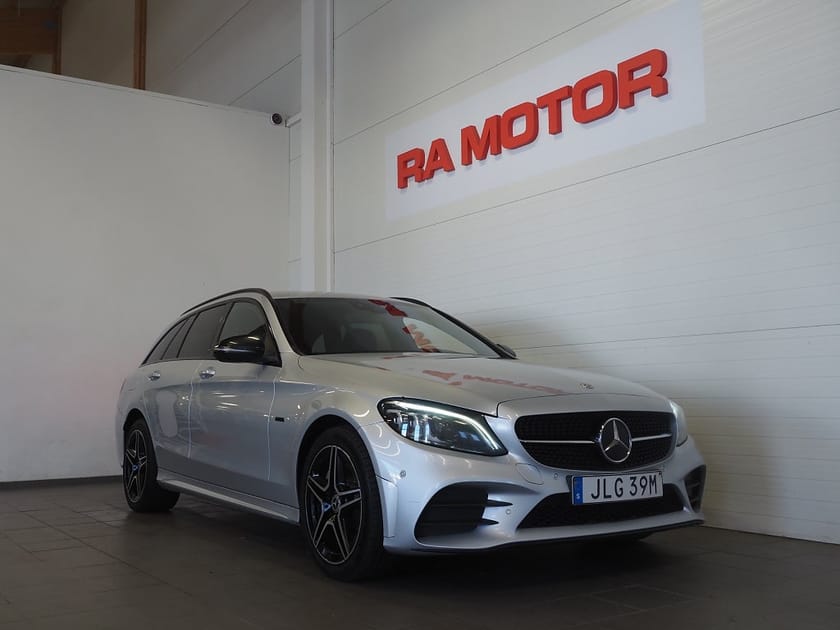 Bild 3 av Mercedes-Benz C 300 T de 306hk AMG Night Edition |Drag|Kamera|Navi|