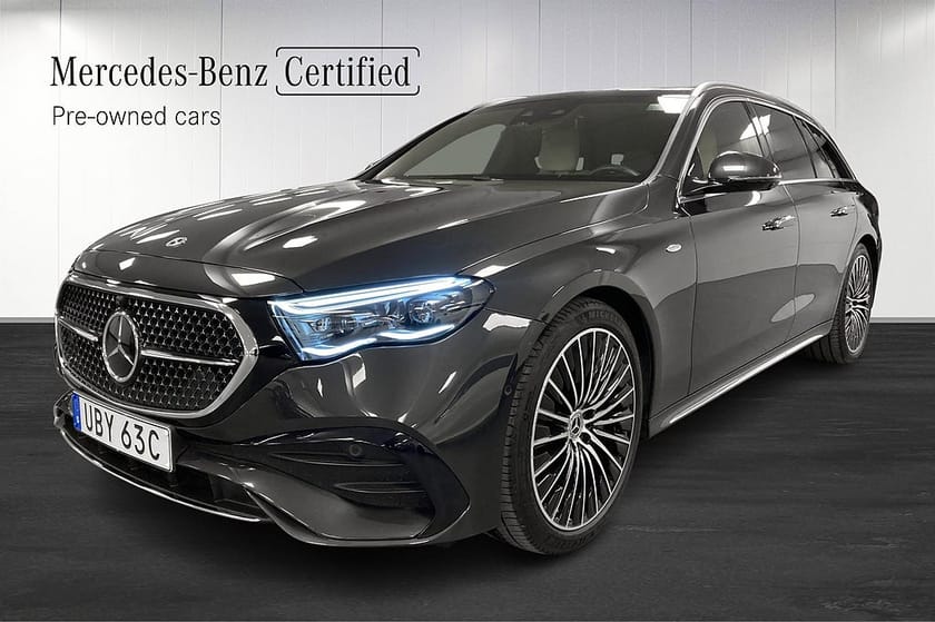 Bild 1 av Mercedes-Benz E 300 T e AMG Advanced Plus Pano Superscreen Drag DISTRONIC
