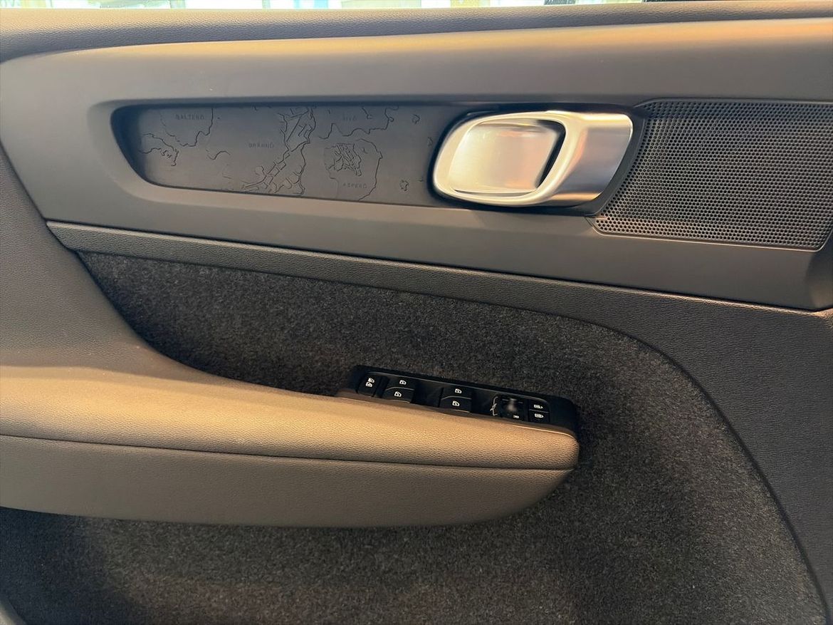 Volvo XC40 2024 - miniatyr 15