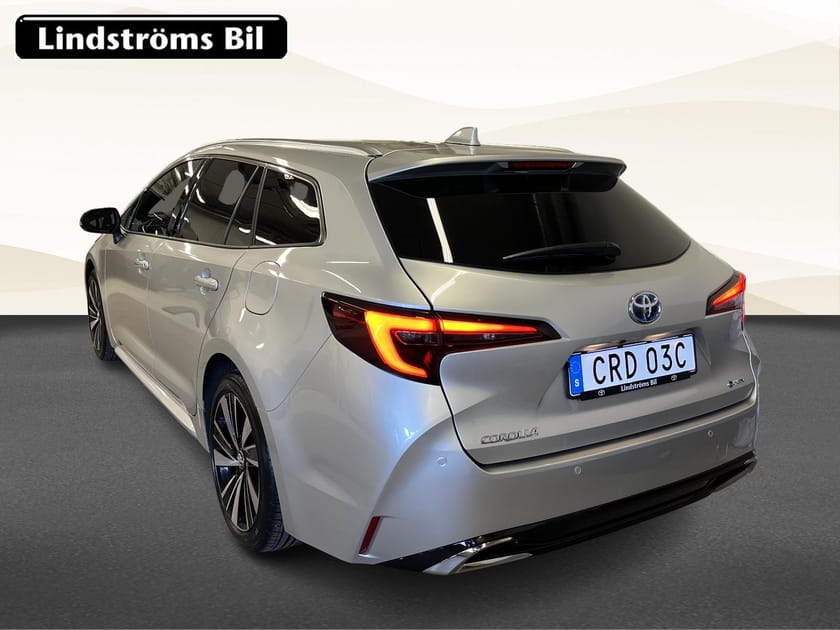 Bild 4 av Toyota Corolla Touring Sports Hybrid Style 1.8 140hk S&V-Hjul Moms