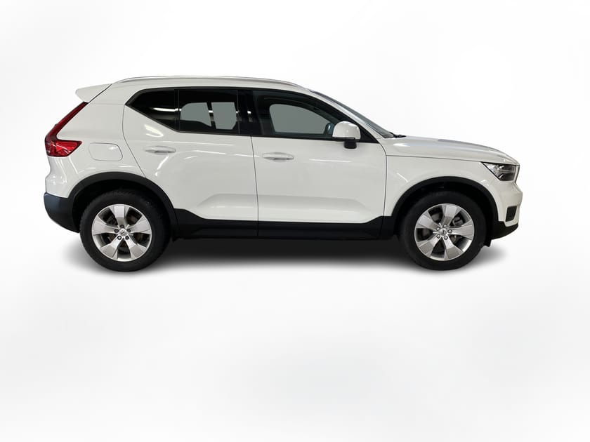 Bild 5 av Volvo XC40 B4 FWD Bensin Momentum Advanced Edt