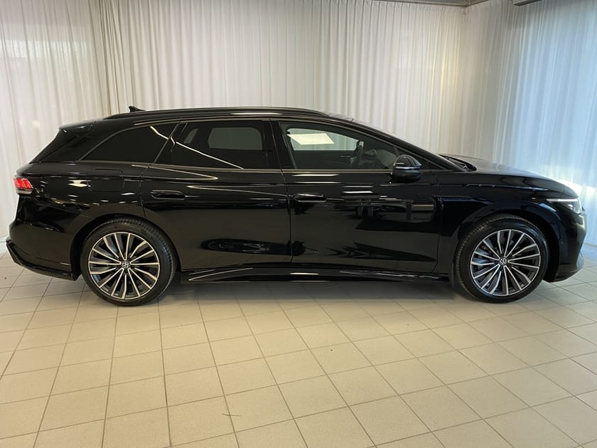 Bild 2 av Volkswagen ID.7 GTX Tourer 86 KWH BATTERI 340 HK