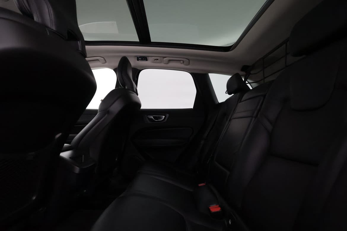 Volvo XC60 2021 - miniatyr 12