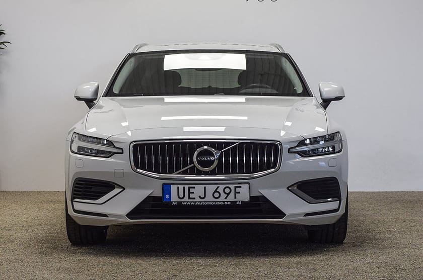 Bild 4 av Volvo V60 Recharge T6 AWD Inscription Expression Drag CarPlay