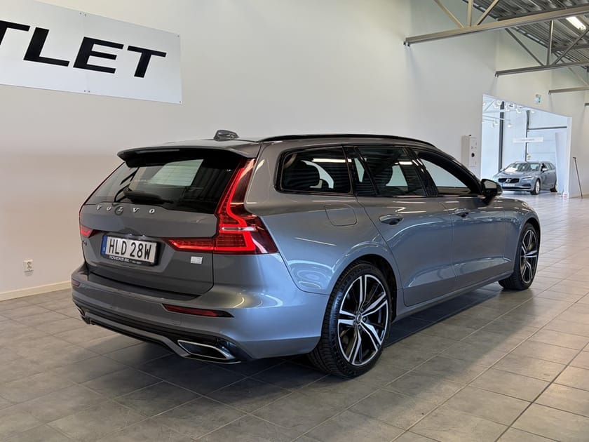 Bild 4 av Volvo V60 Recharge R-Design T6 AWD 340hk Aut/Drag