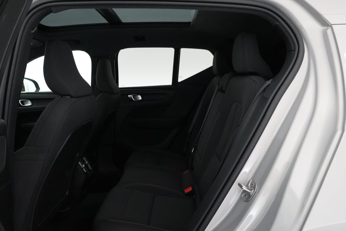 Volvo XC40 2024 - miniatyr 10